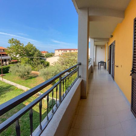 Apartments Malvina Ровинь Экстерьер фото