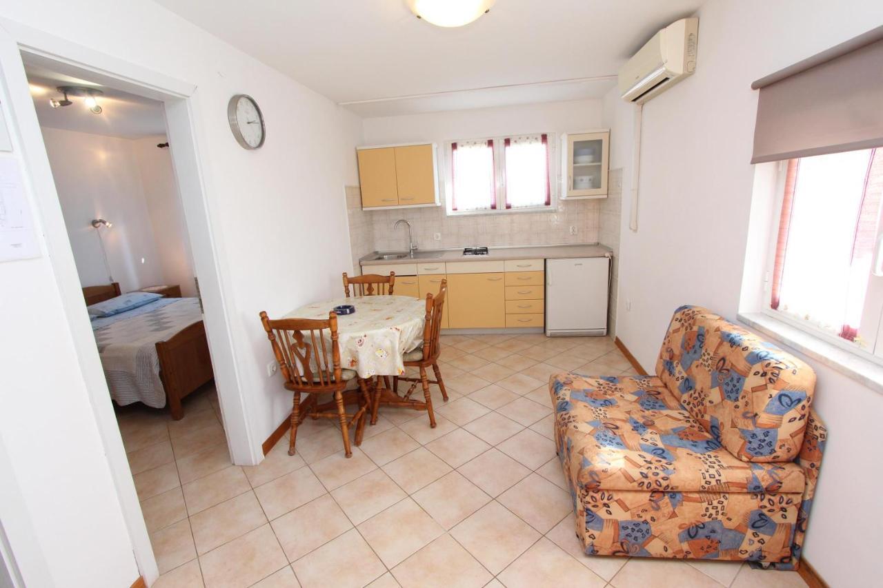 Apartments Malvina Ровинь Экстерьер фото